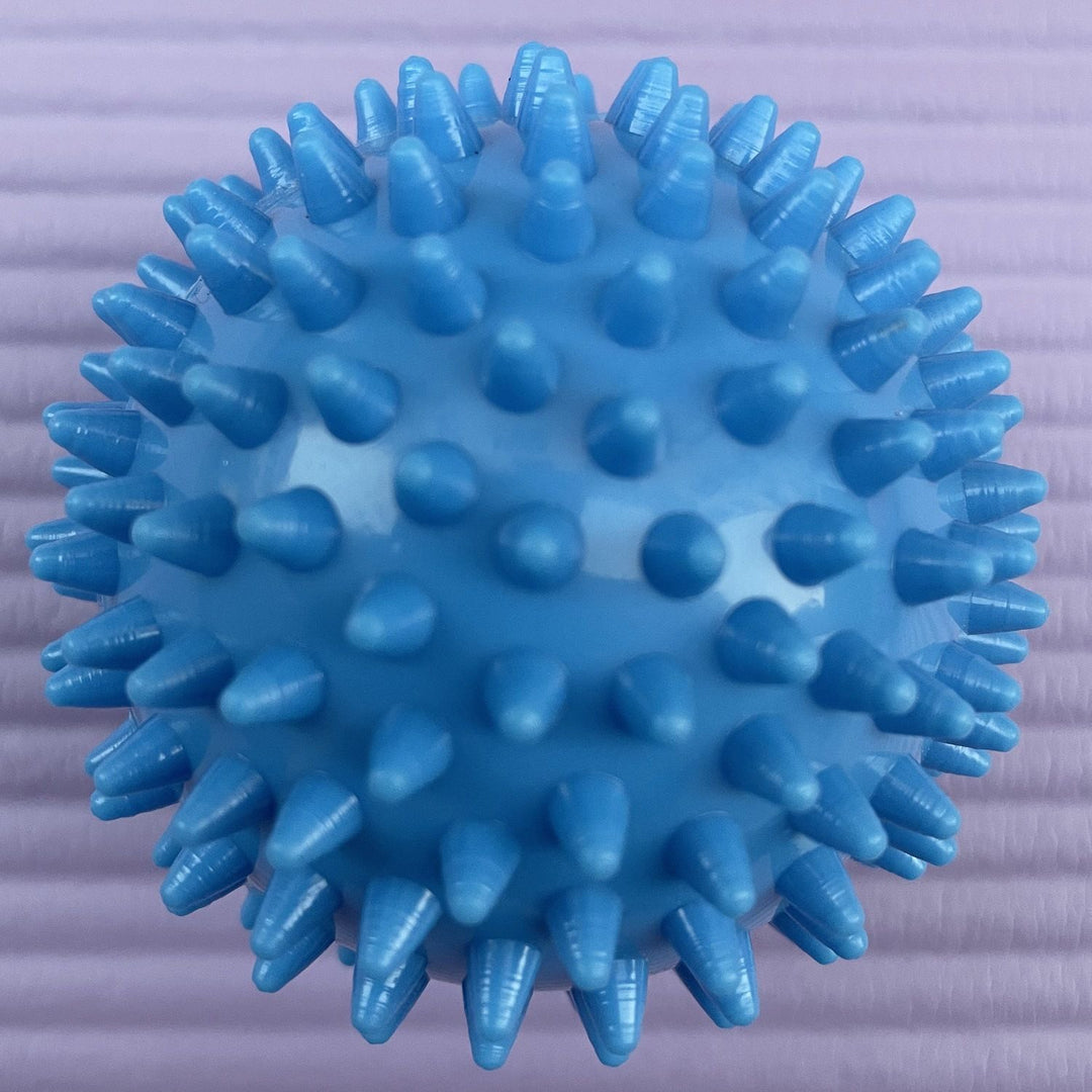 Massage ball with knobs Stornfield