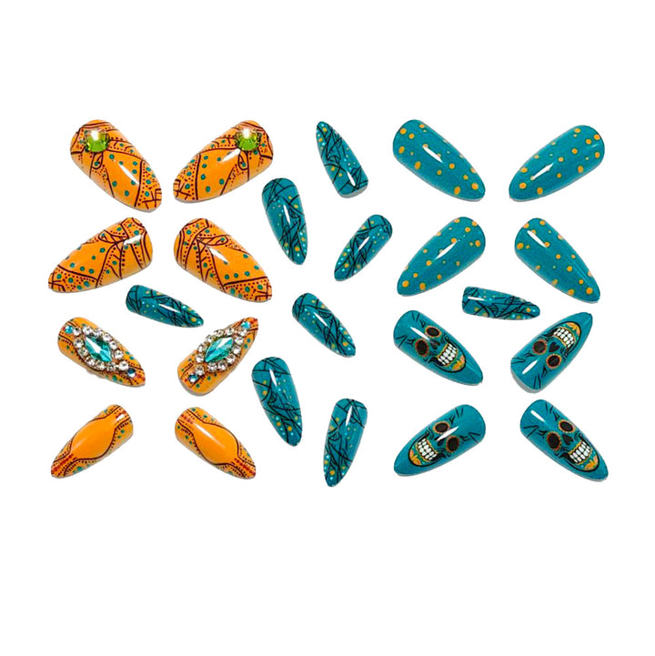 Artificial nails with intricate skull designs Stornfield