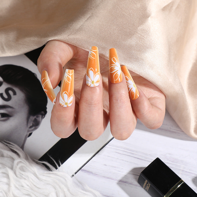 Stylish artificial nails with floral accents Stornfield