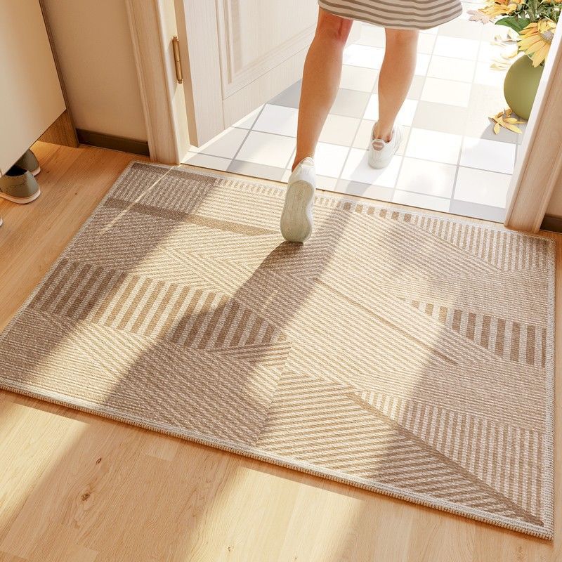 Geometric Pattern Decorative Floor Mat