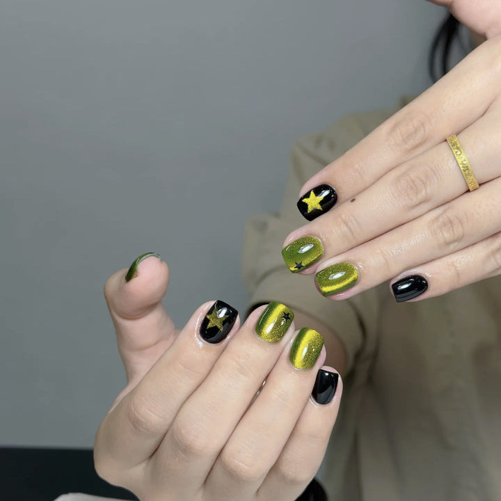 Decorative Star-Patterned Press-On Nails Stornfield