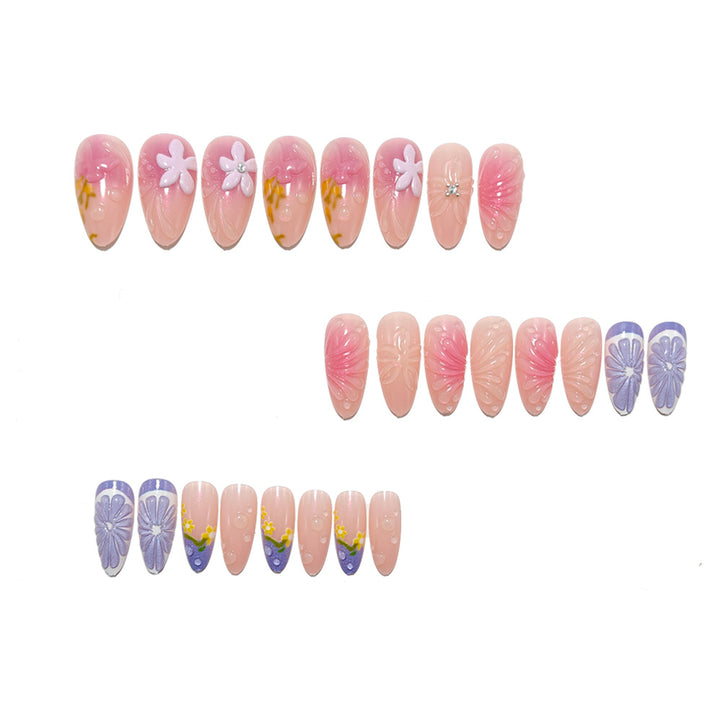 Nail art with artistic 3D flower designs Stornfield