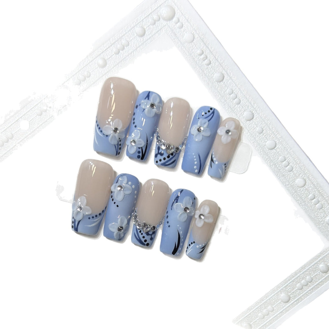 Decorative Press-On Nail Art Set with Floral and Gemstone Details Stornfield
