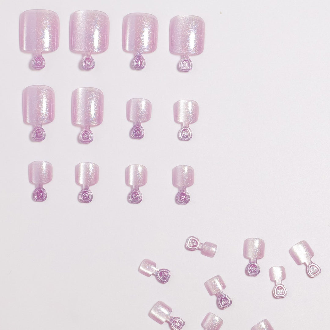 Glimmering Press-On Nail Set Stornfield