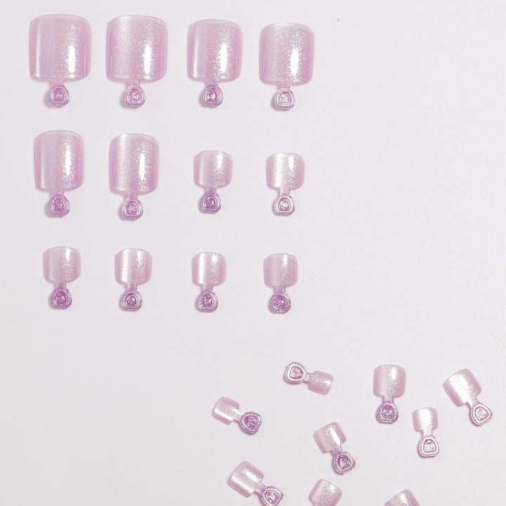 Glimmering Press-On Nail Set Stornfield