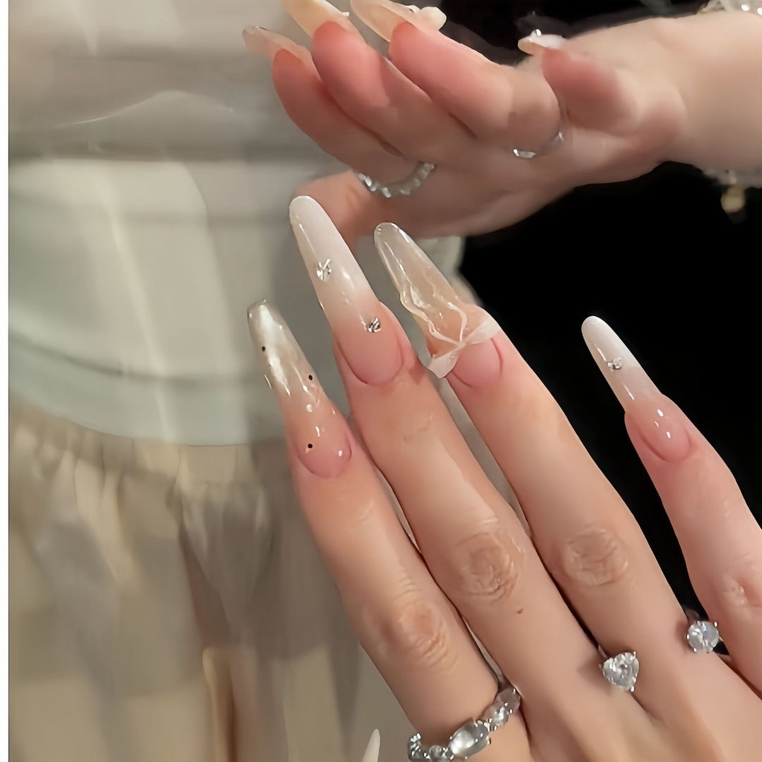 Artificial nails with elegant accents Stornfield