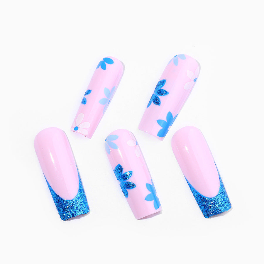 Glamorous Artistic Press-On Nails Stornfield