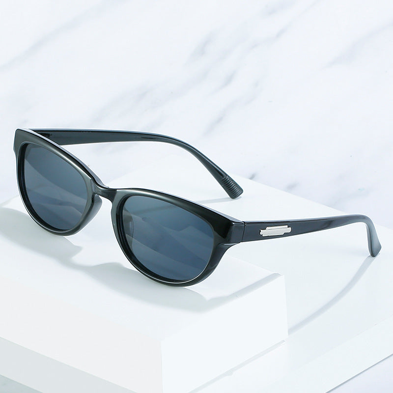 Cat-Eye Shaped Sunglasses Stornfield