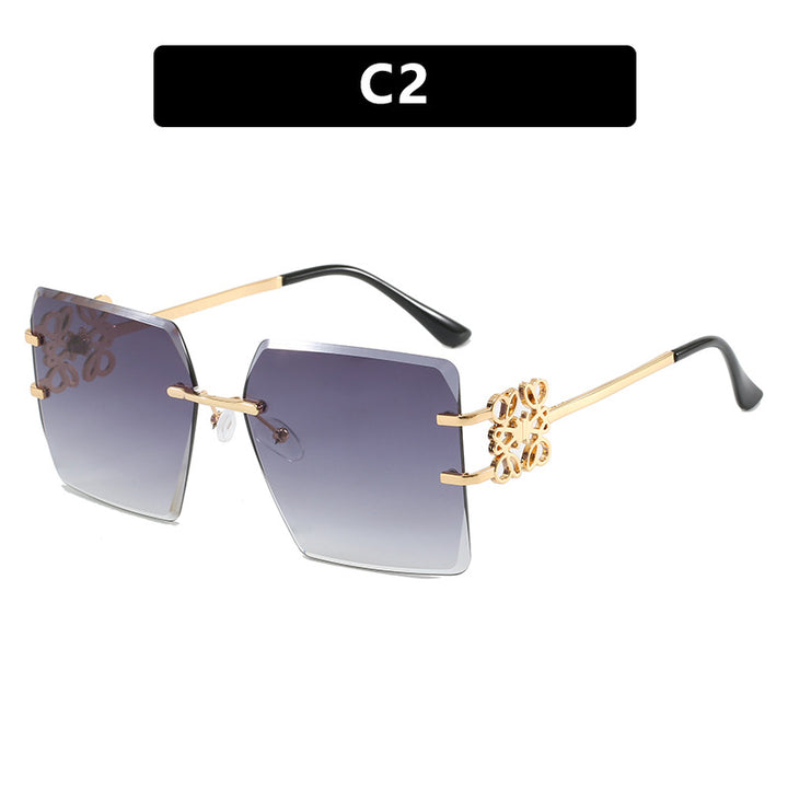Women's fashionable sunglasses with exceptional design and golden accents Stornfield