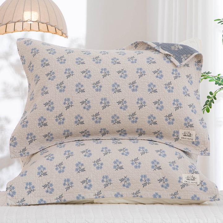 Women's pillowcase with modern checkered pattern Stornfield