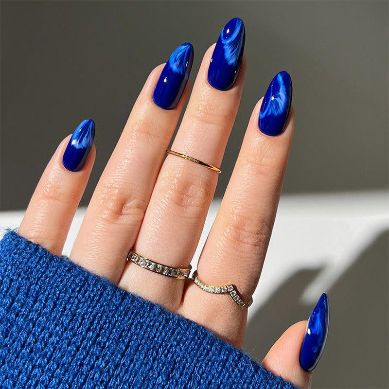 Artistic Press-On Nail Set with Gradient Design Stornfield