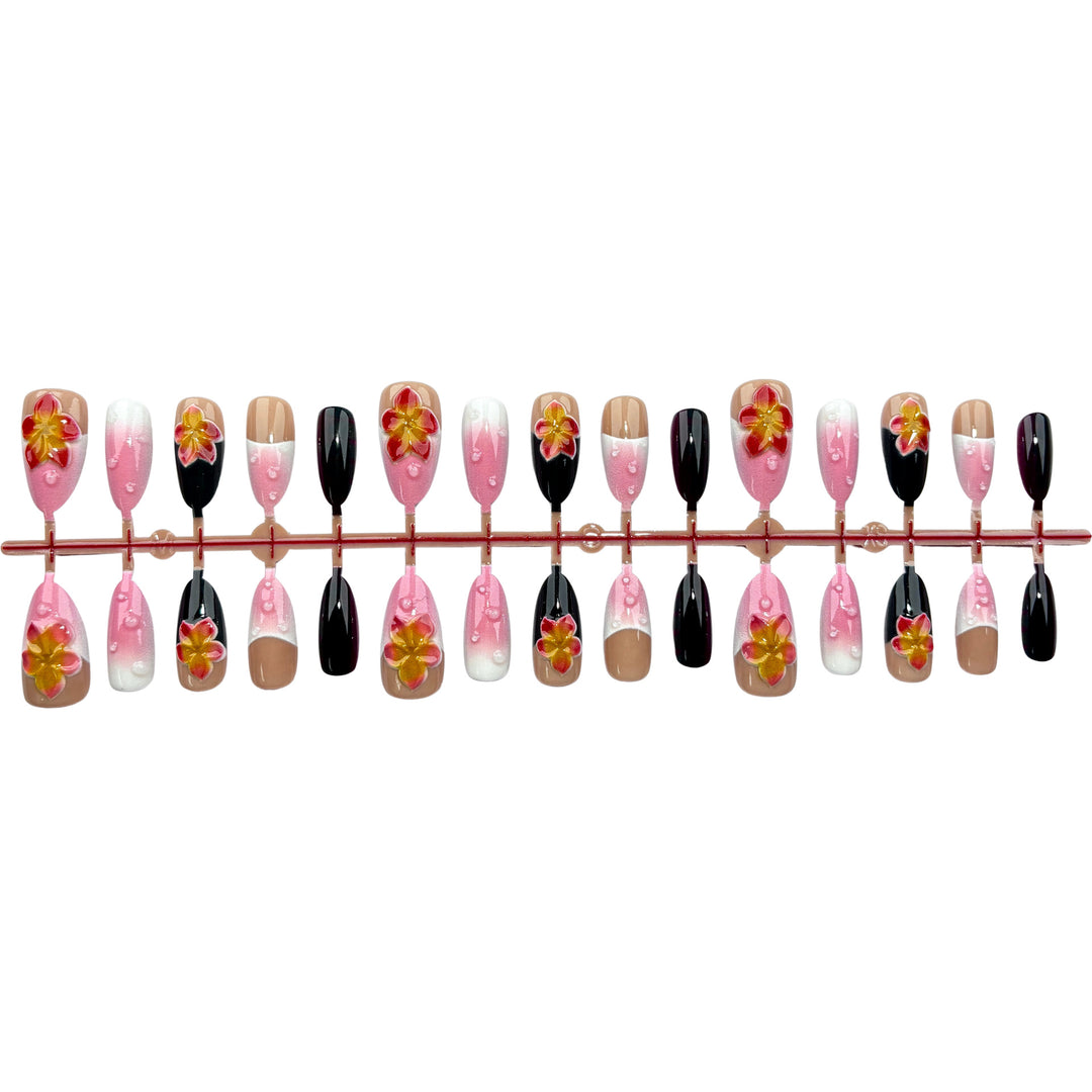 Floral Decorative Press-On Nail Set
