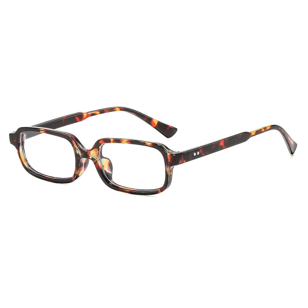 Vintage-Inspired Angular Sunglasses Stornfield