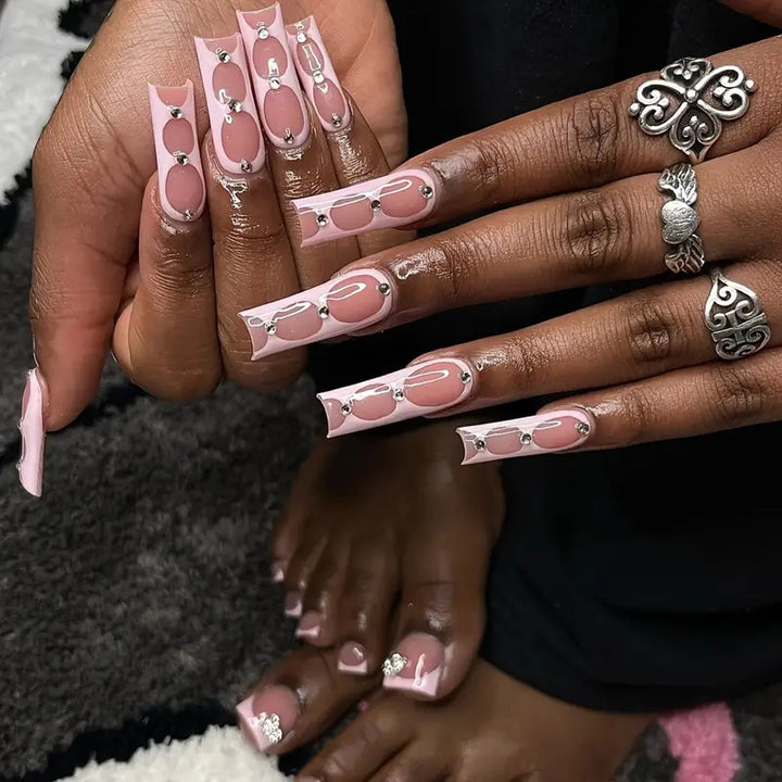 Decorative Press-On Nail Extensions Stornfield
