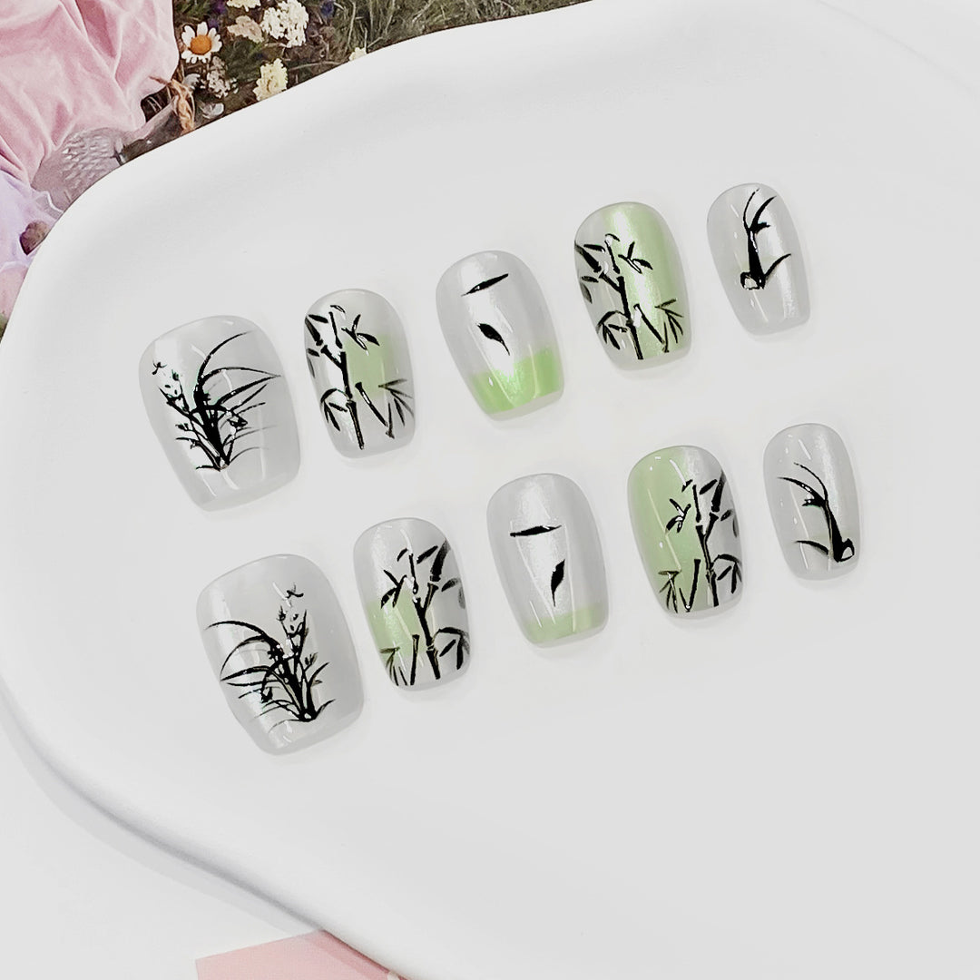 Artificial Nail Tips with Bamboo Design Stornfield