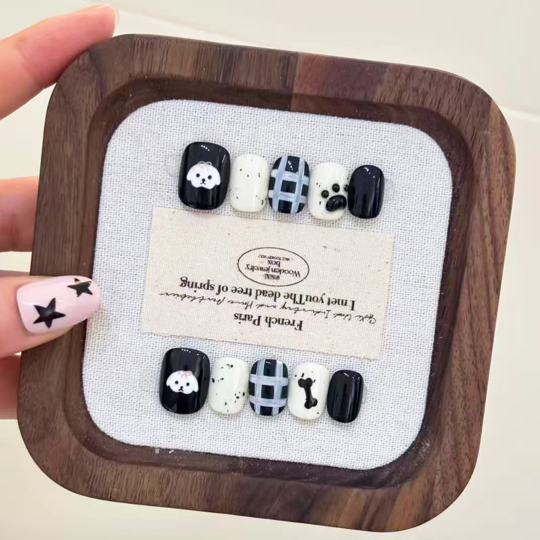 Stylish Themed Press-On Nail Art Set