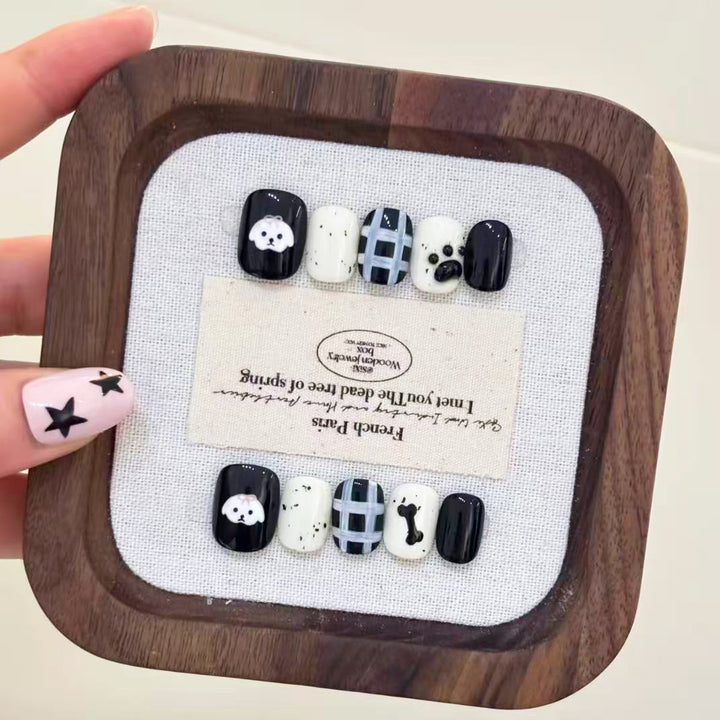 Stylish Themed Press-On Nail Art Set
