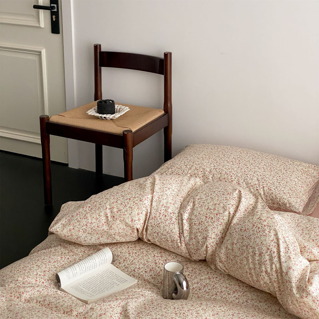 Reversible Mako cotton satin duvet cover set with minimalist dotted terrazzo look