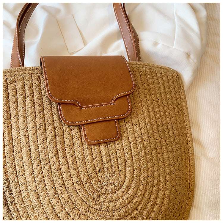 Elegant Handmade Shoulder Bag with High-Quality Leather Flap Stornfield