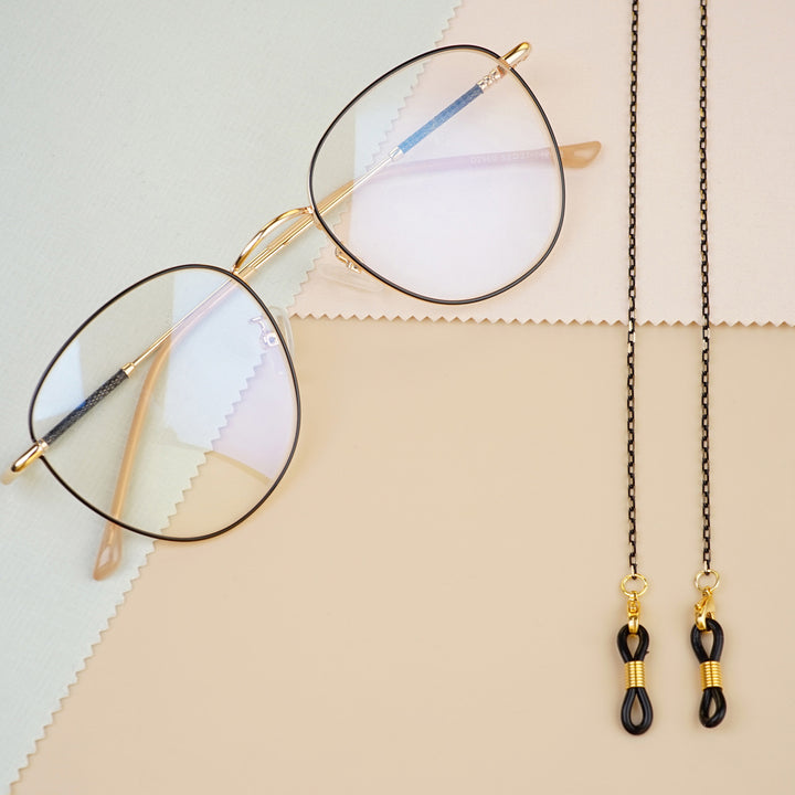 Elegant Link Chain Eyewear Holder Stornfield