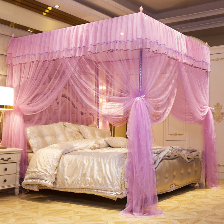 Elegant Canopy Bed Curtain