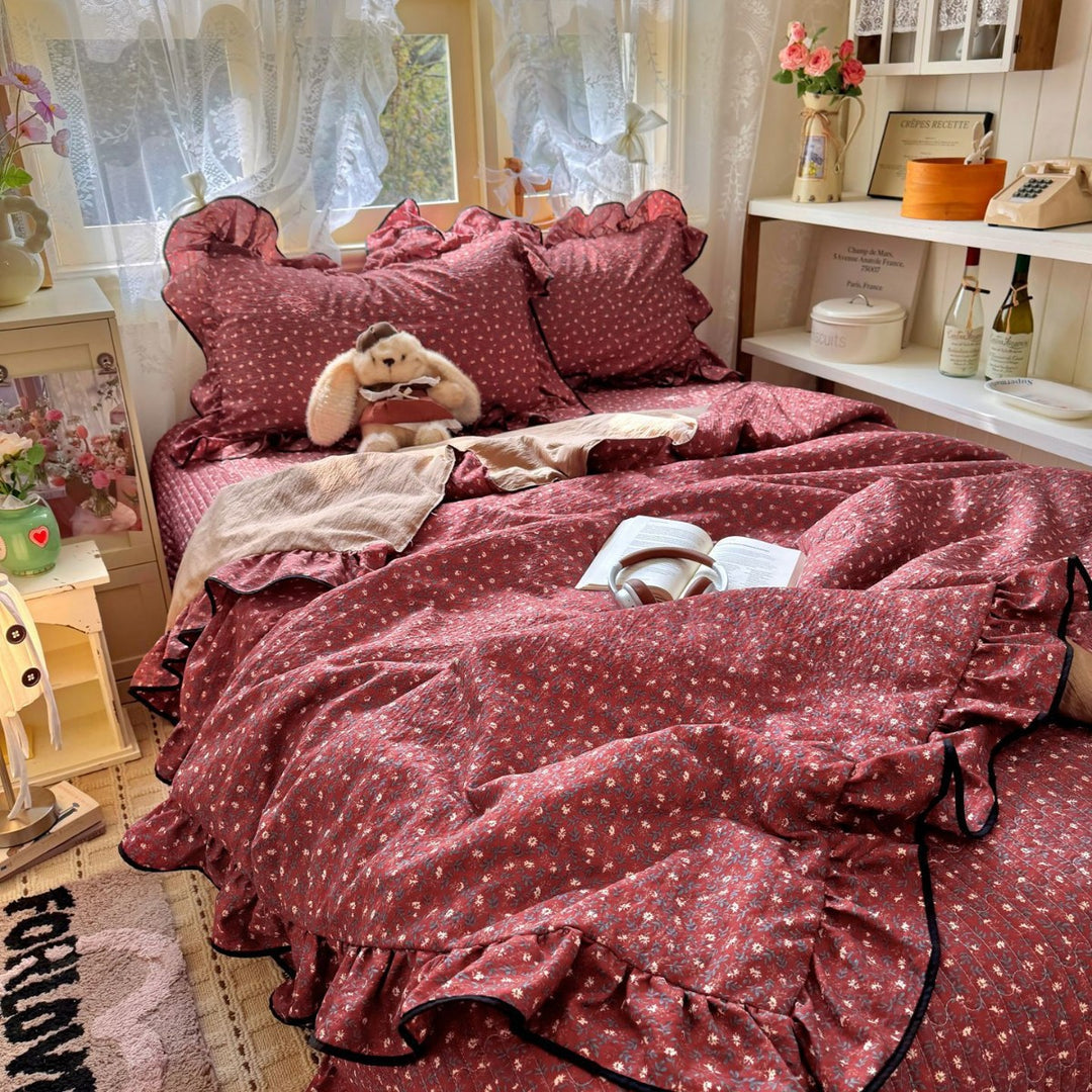 Floral Frill Edged Comforter Set
