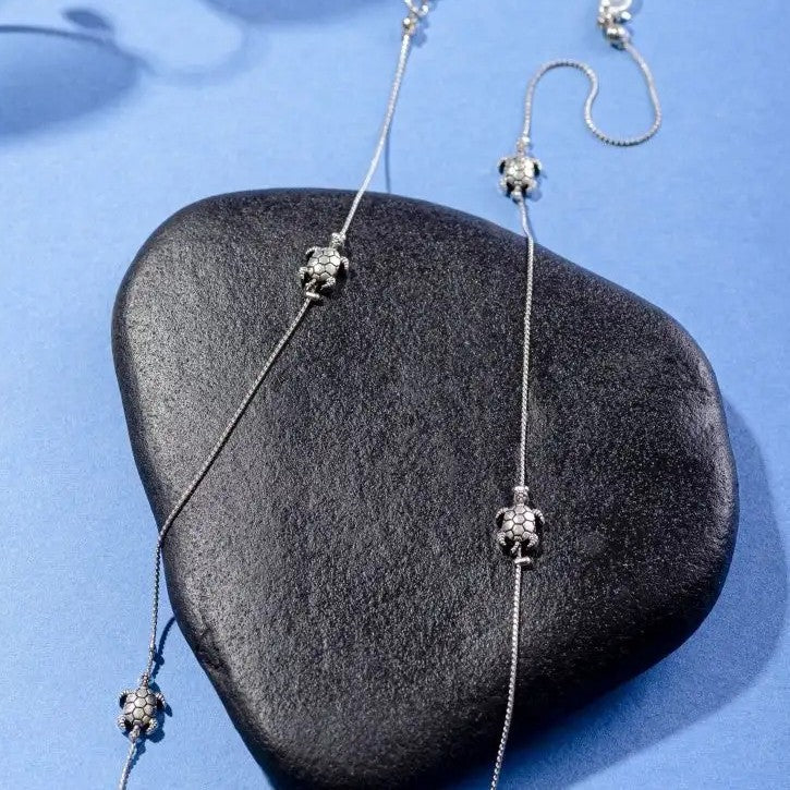 Adjustable Eyewear Retainer Stornfield