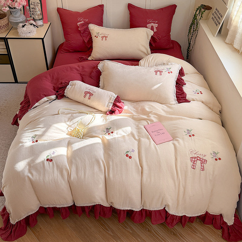 Vintage Cherry Embroidered Ruffled Cotton Duvet Cover Set