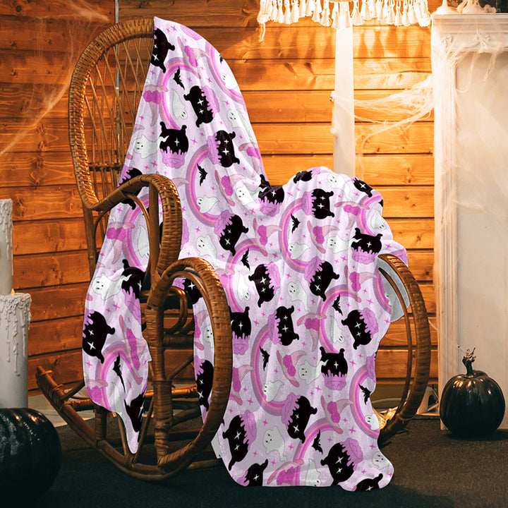 Cuddly blanket with playful motifs of cats and rainbows Stornfield