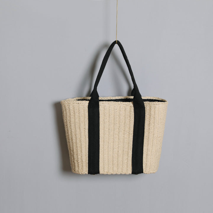 Durable basket bag with contrasting straps Stornfield