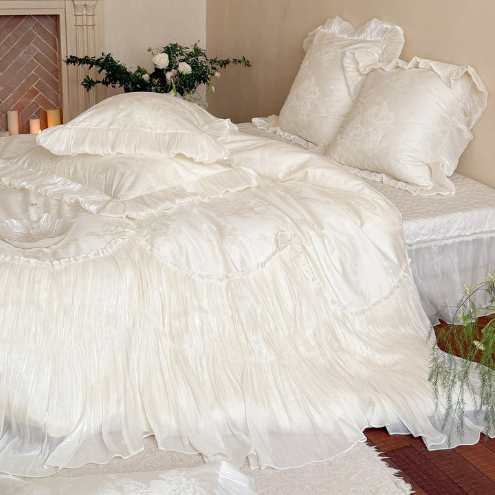 Luxe Pleated Voile & Jacquard Ruffled Duvet Ensemble with Frilled Euro Shams