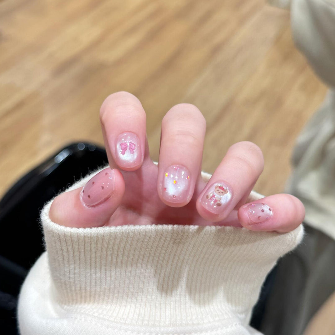 Artificial Nail Art Tips with Romantic Designs Stornfield
