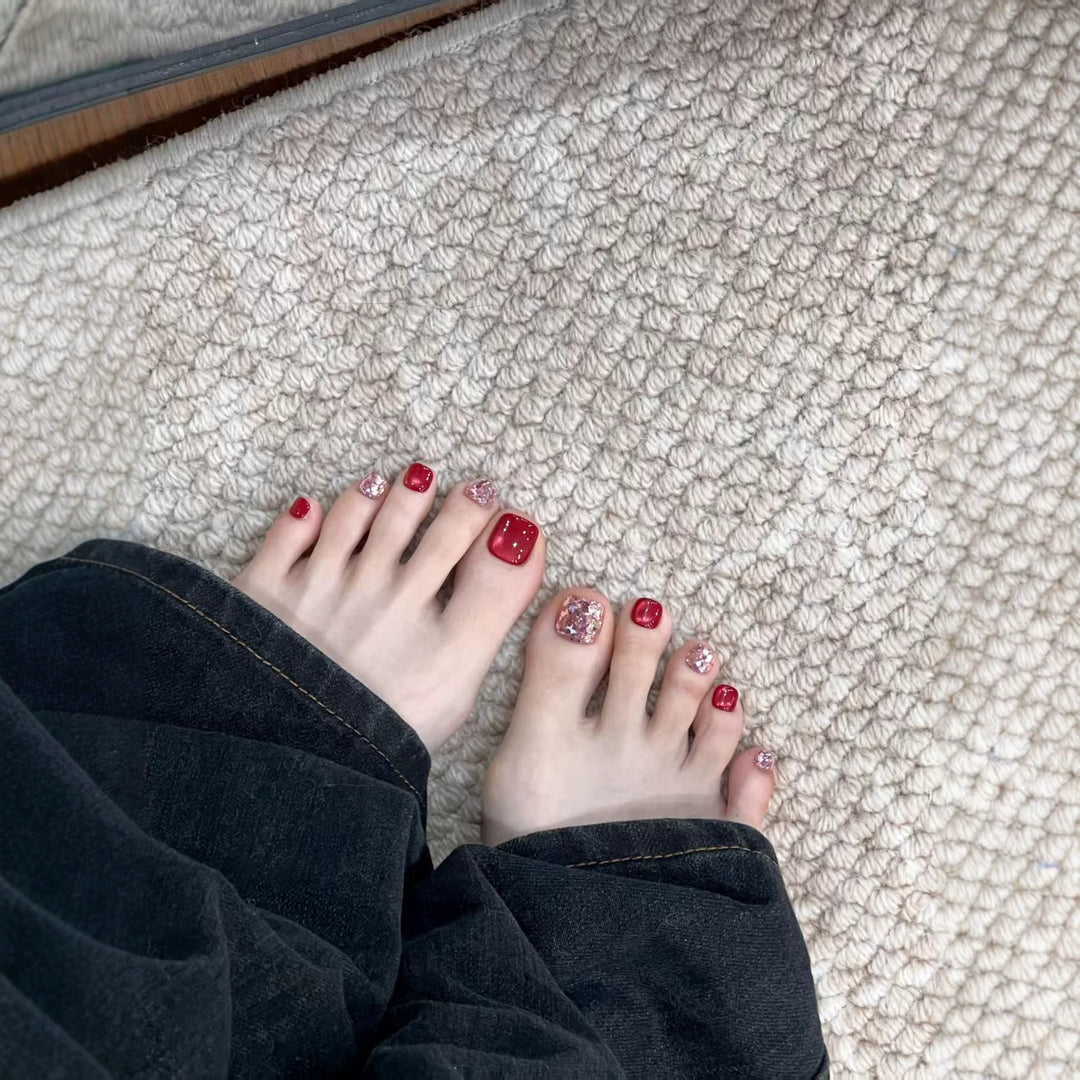 Glittery Pedicure Nail Art