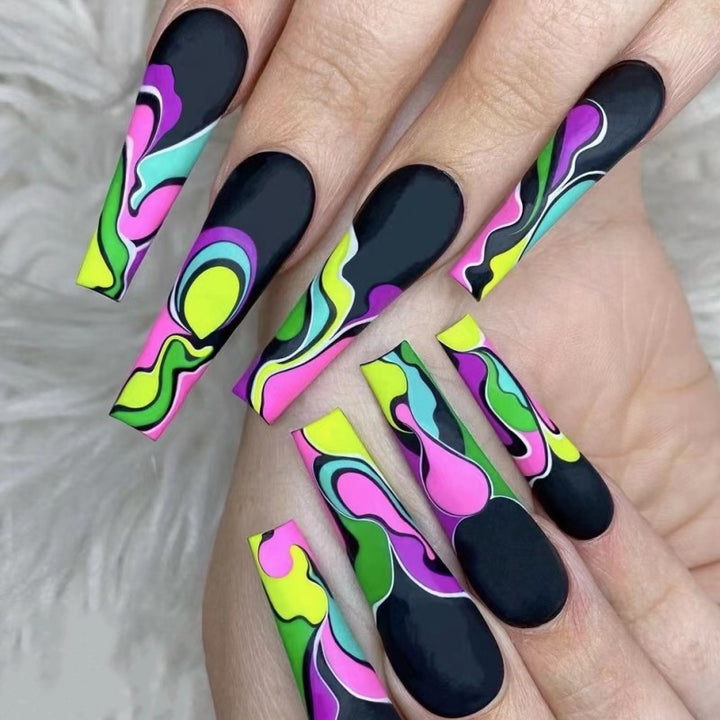 Creative wave pattern artificial nails Stornfield