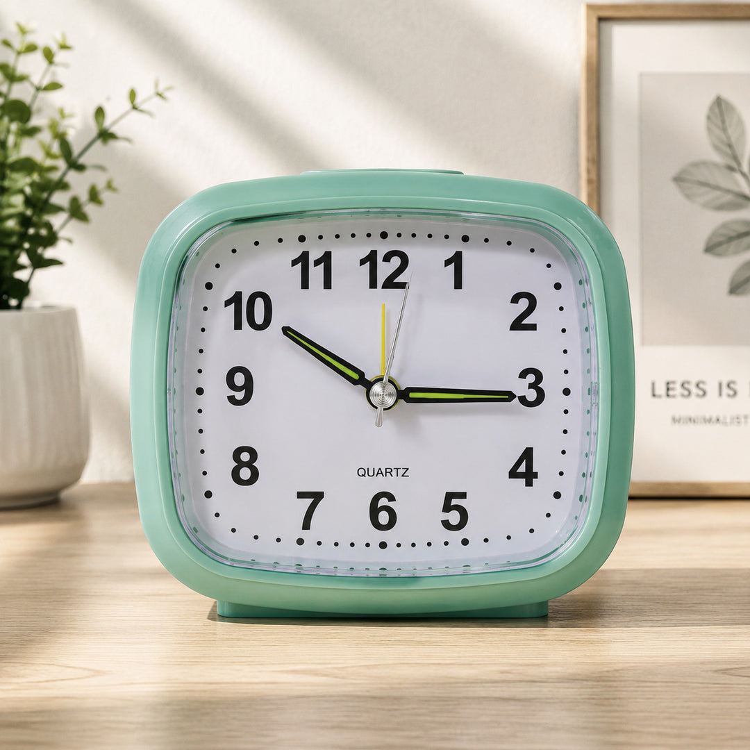 Quarz Alarm Clock with Large Dial Stornfield