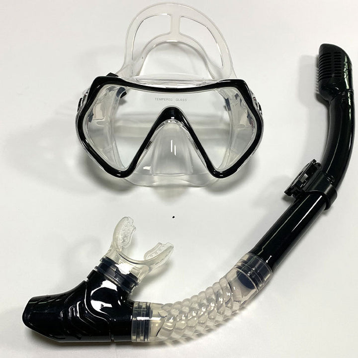 Snorkel mask with secure and comfortable mouthpiece Stornfield