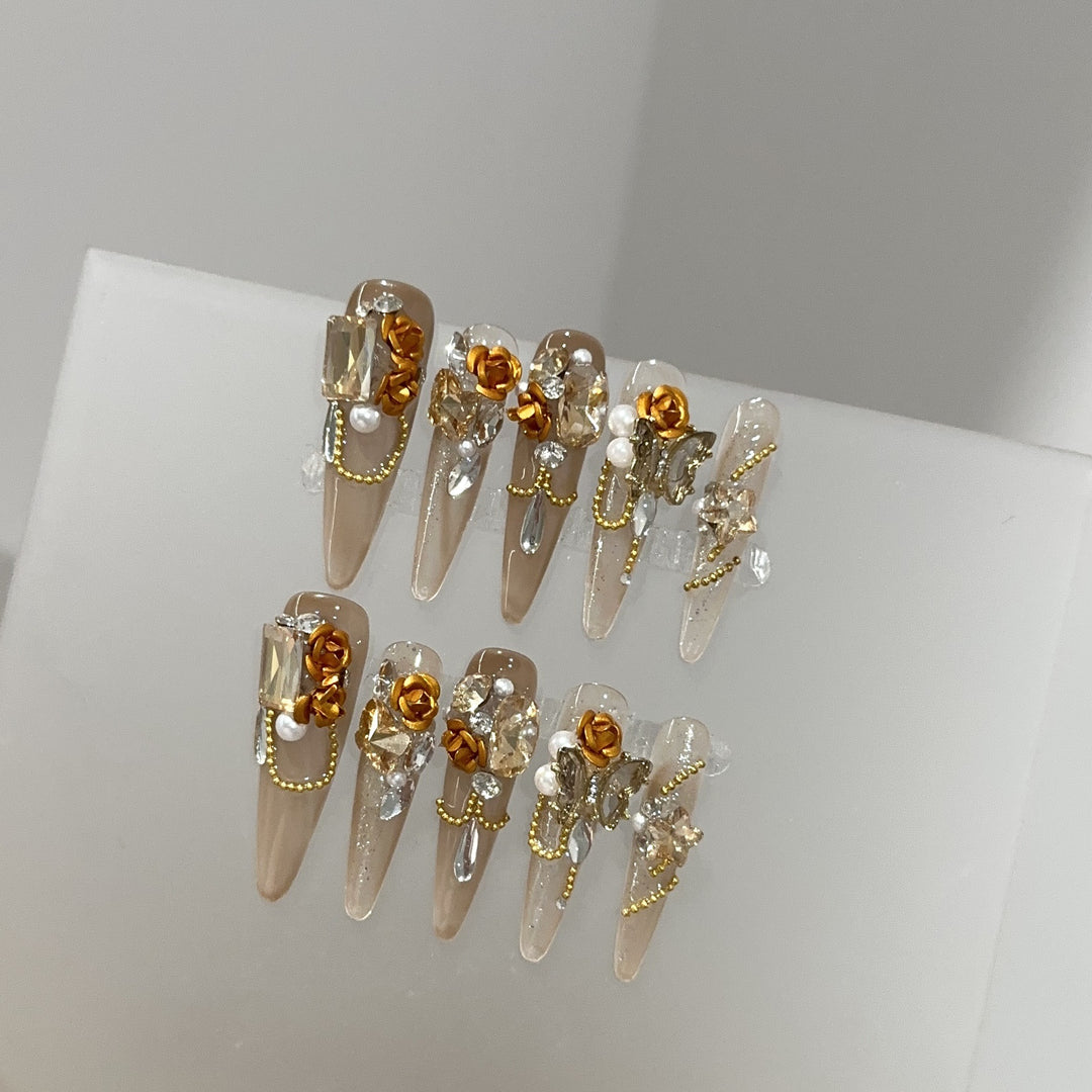 Decorative Stiletto Press-On Nail Art Set with Floral and Gemstone Accents
