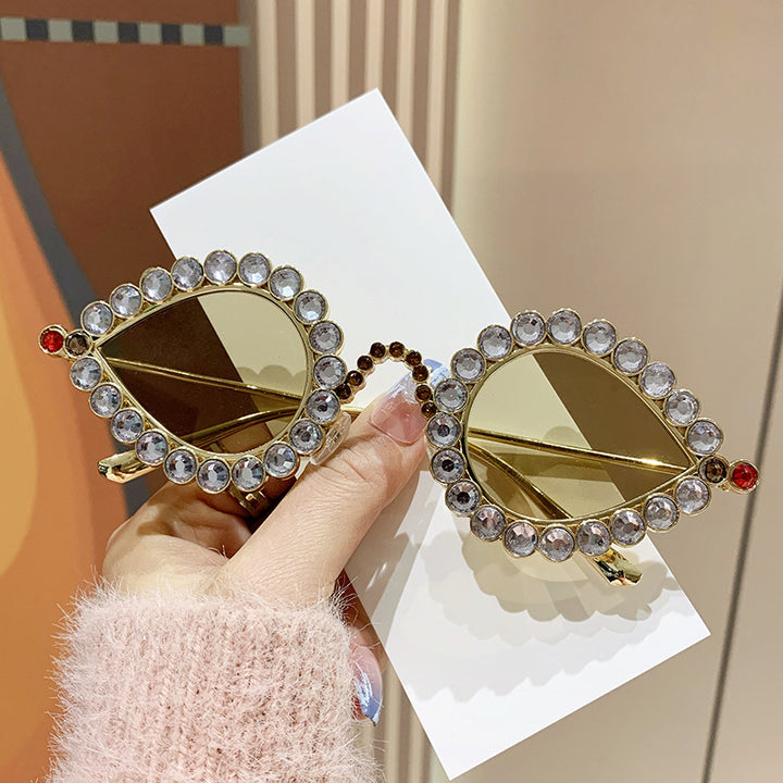 Ladies Glamorous Sunglasses with Sparkling Rhinestone Decoration Stornfield