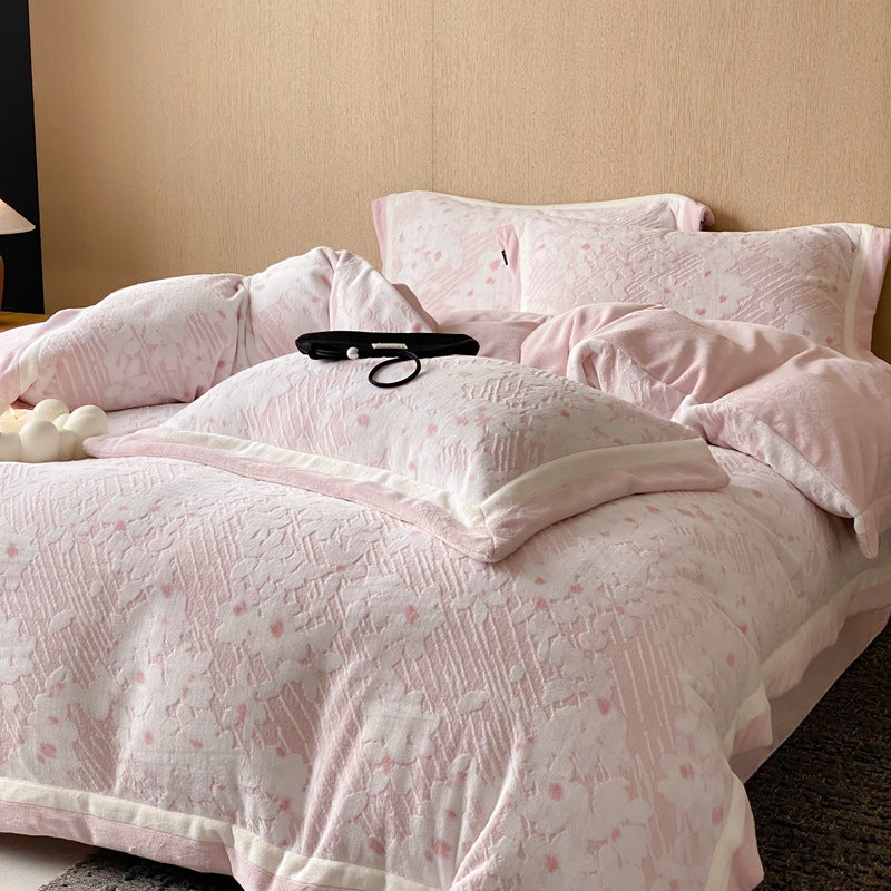High-quality jacquard bedding set with floral relief texture and soft percale feeling