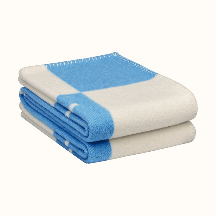 Cozy Oversized Throw Blanket Stornfield
