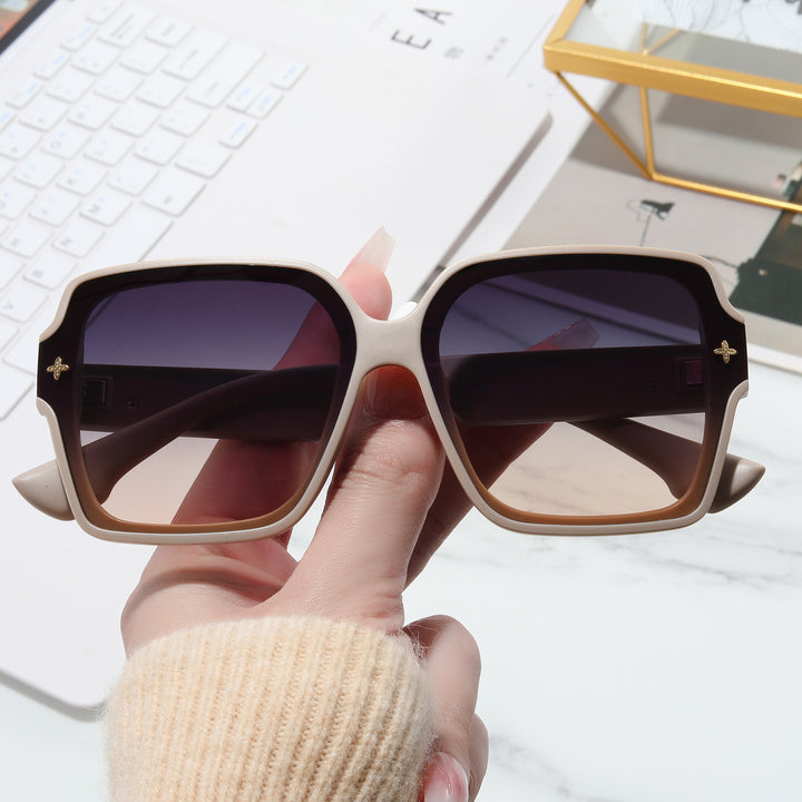 Ladies square oversized sunglasses with modern design Stornfield