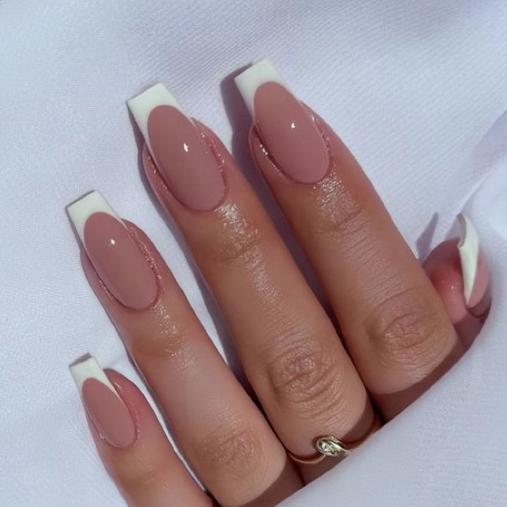Elegant French Tip Nail Art Extensions Stornfield