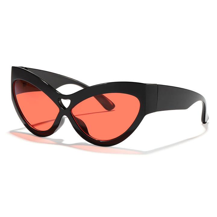 Women striking sunglasses in trendy leopard pattern Stornfield