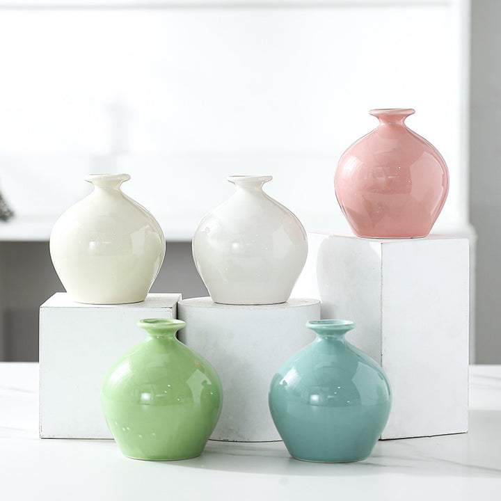 Elegant Ceramic Artisanal Vase Stornfeild