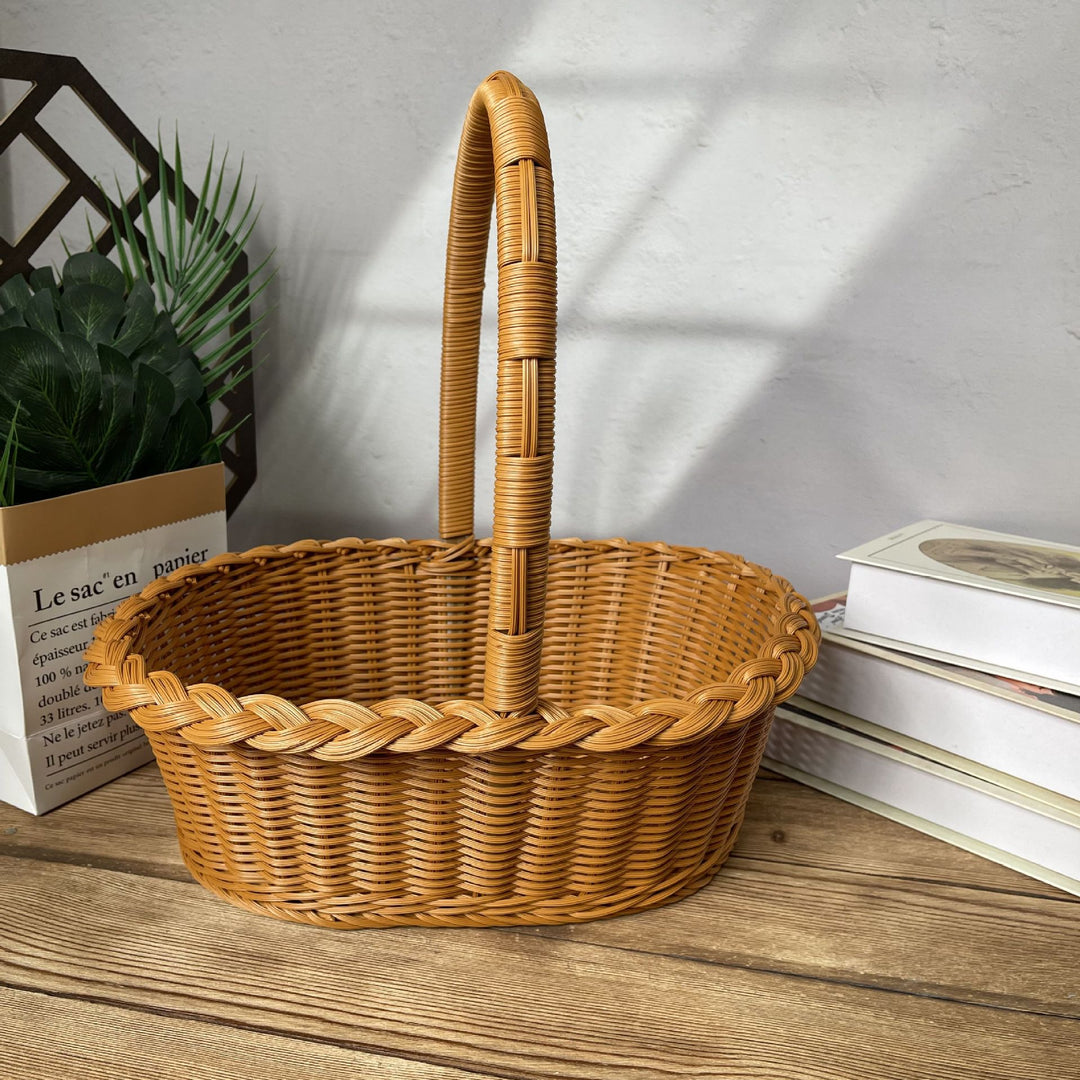 Ladies elegant braided shopping basket Stornfield
