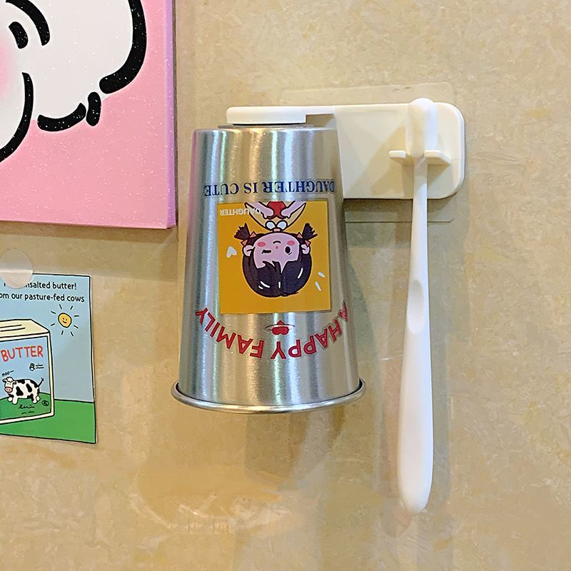 Wall-mounted cup with playful design Stornfield