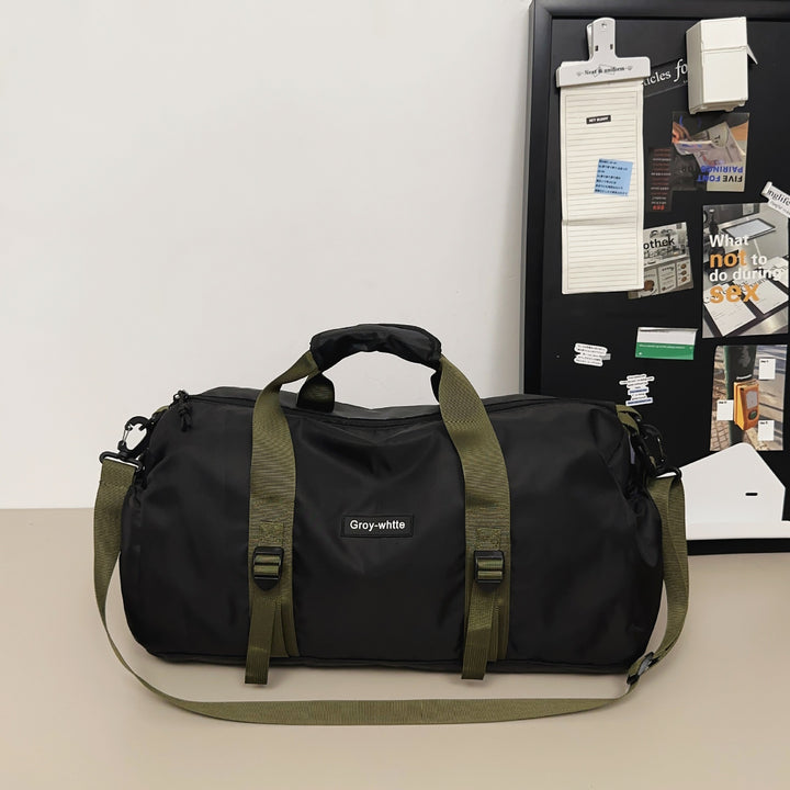 Sporty travel bag with adjustable shoulder strap and sturdy carrying handle Stornfield