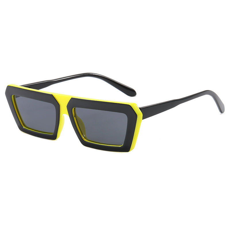 Women's fashionable sunglasses with a distinctive square frame and polarizing lenses Stornfield