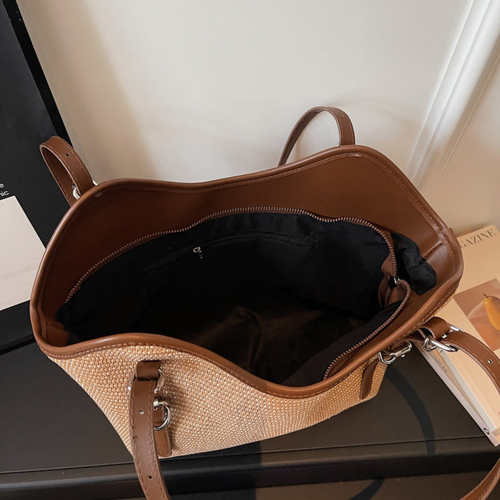 Stylish Straw Tote