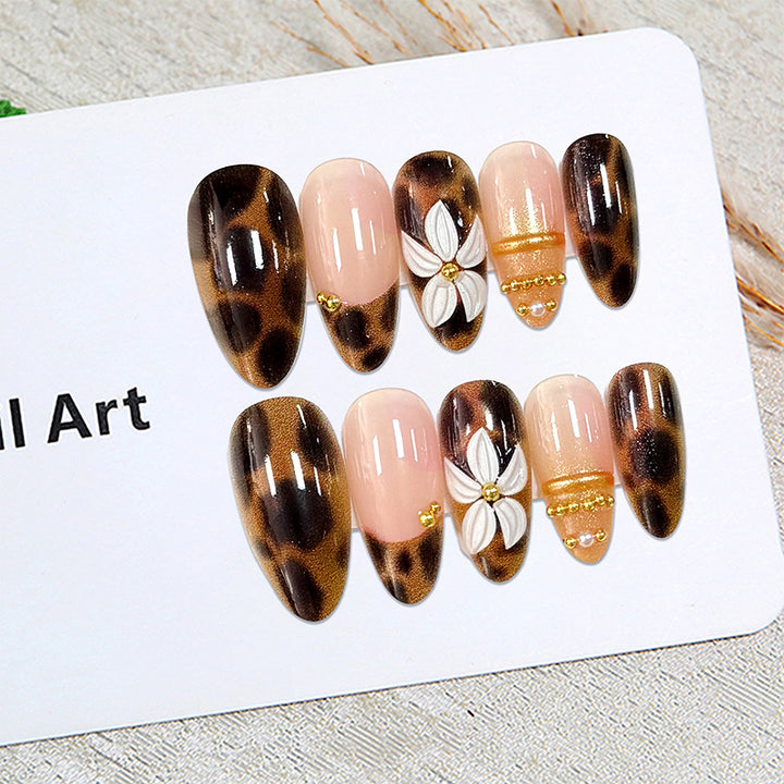 Artistic Nail Tips with Animal Designs Stornfield